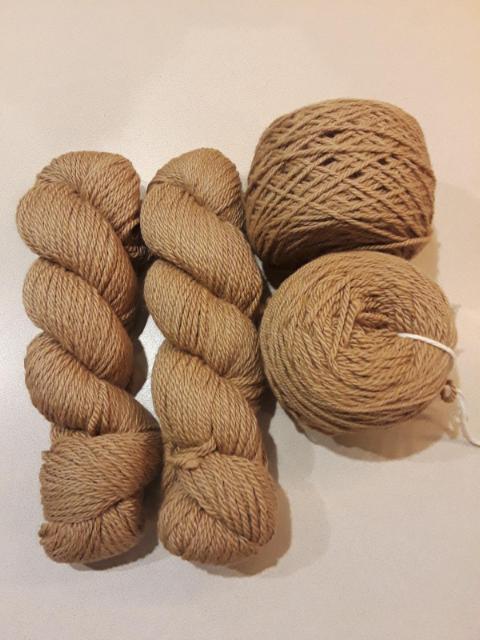 Frog Tree 100% Alpaca Chunky Yarn Brown 007 50 g 54 yds Discontinued